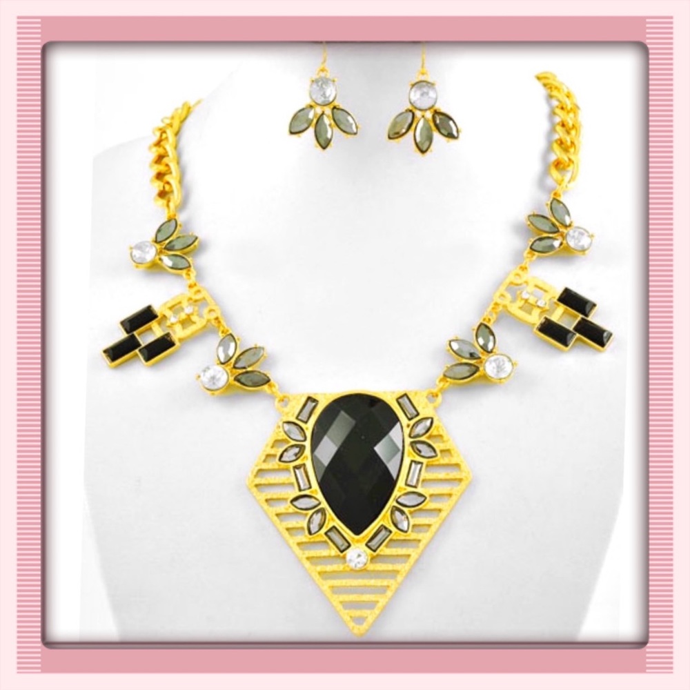 🪴Necklace Earrings Set